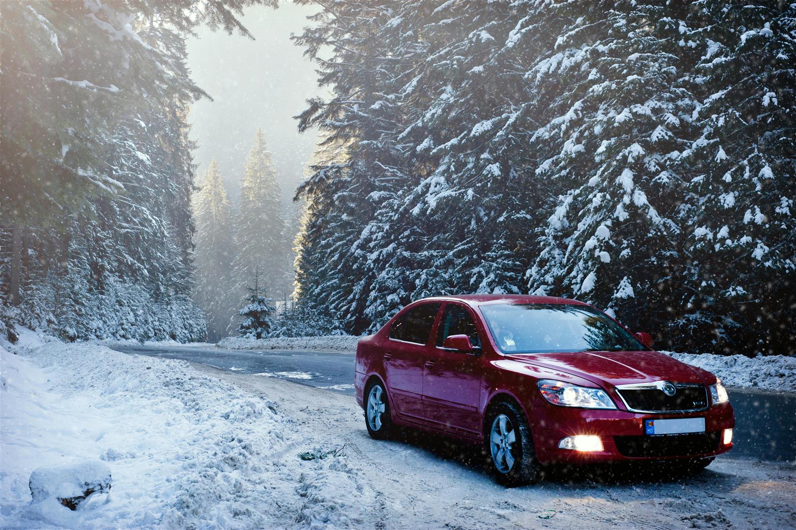 Winter Wonderland Drives: The Best Routes for a Scenic Holiday Getaway